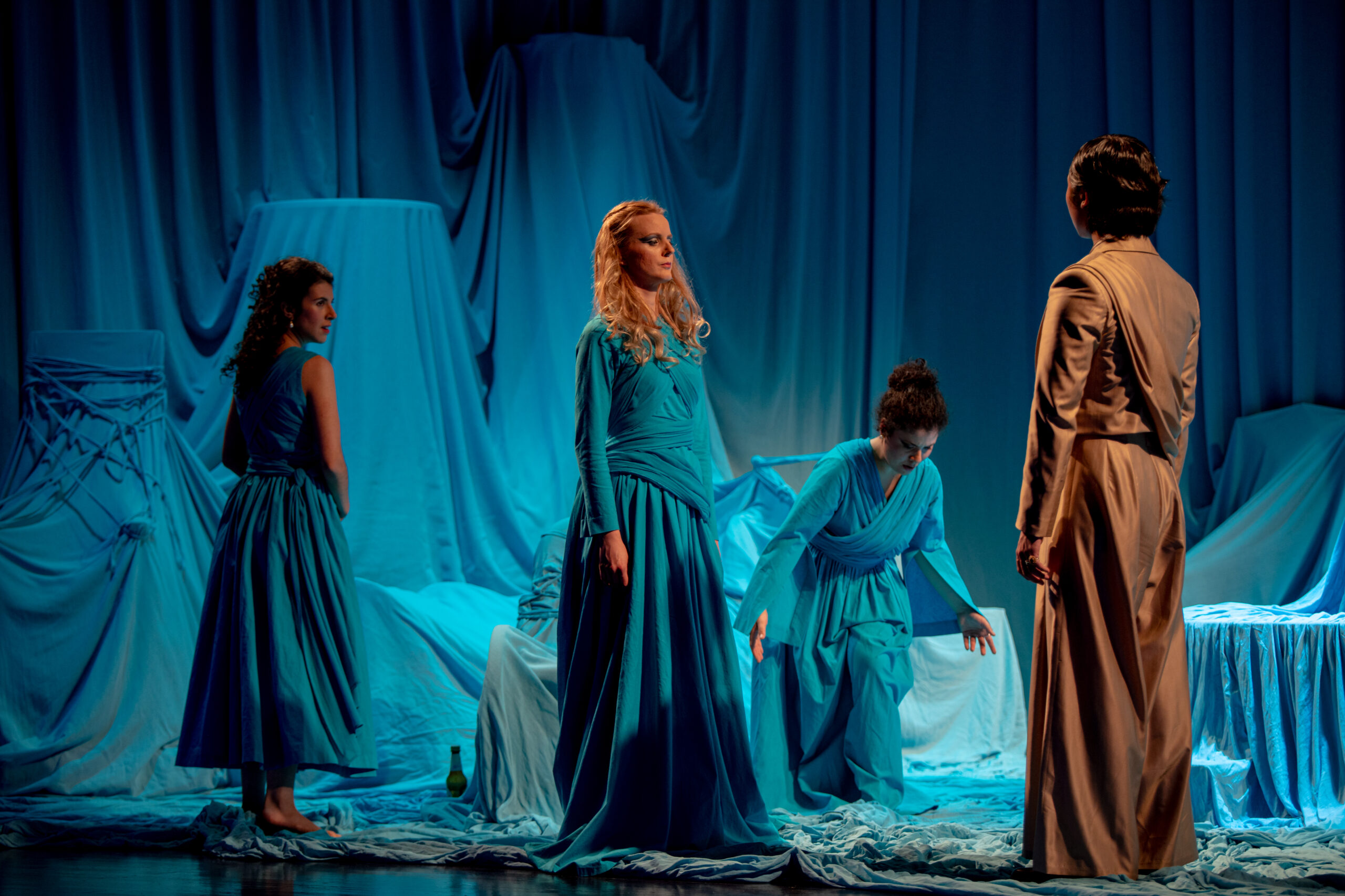 MONOGRÁFICO LUCRECIA(11)